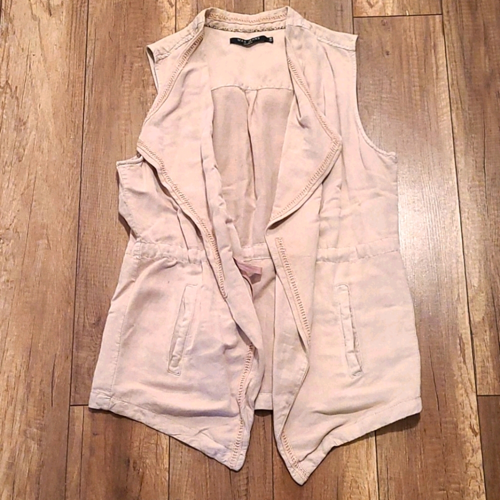 Utility Vest - Picture 3 of 9